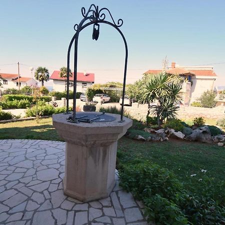 Apartments Marinela Нивице Екстериор снимка
