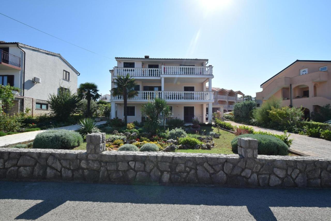 Apartments Marinela Нивице Екстериор снимка